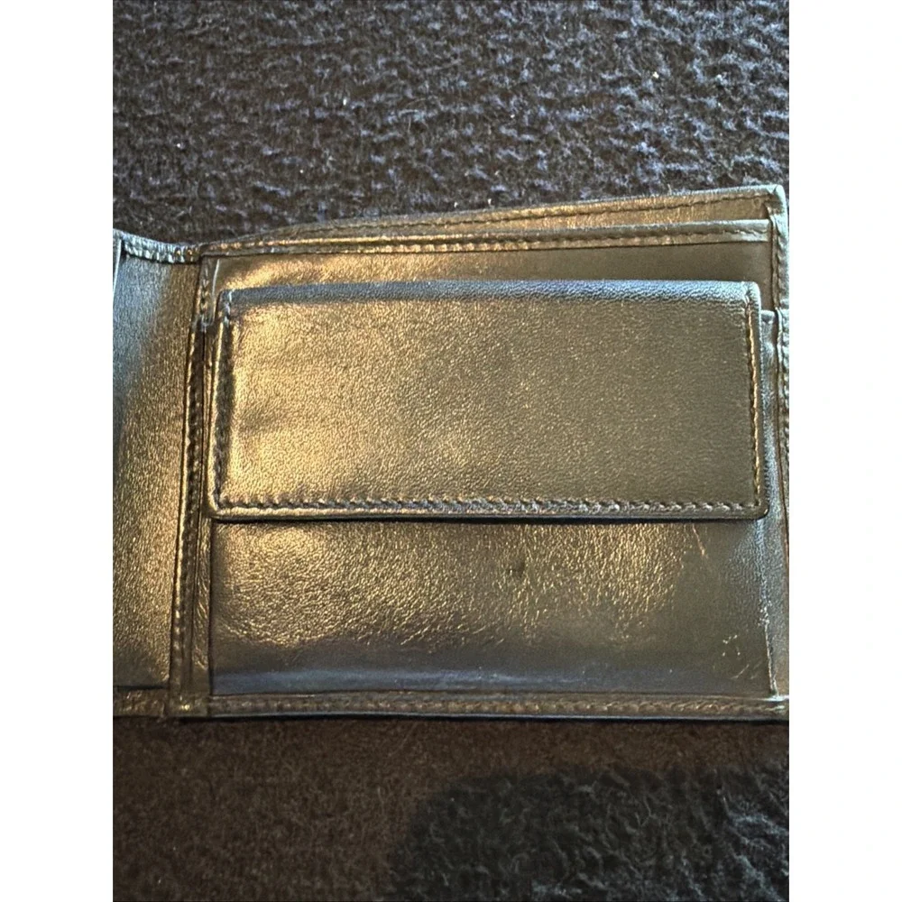 Fendi Black Leather Bi-Fold Wallet Folding Coin Pocket‎ With COA